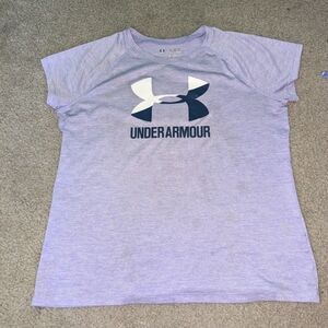 Girls XXL under armour shirt